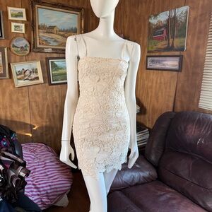 NWT Dynamite Floral Lace Dress